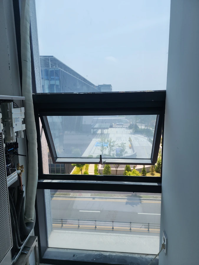 오피스빌딩 기계실 창문환풍기설치